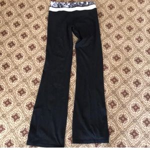 Lululemon high waisted reversible yoga pants